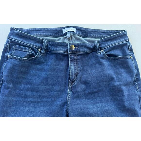 Lane Bryant Jeans Size 20 Mid Rise Straight - Picture 4 of 5